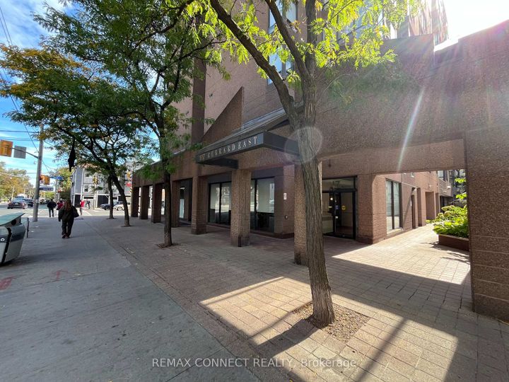 Photo 2 at 601 - 117 Gerrard Street, Yonge Corridor, Toronto