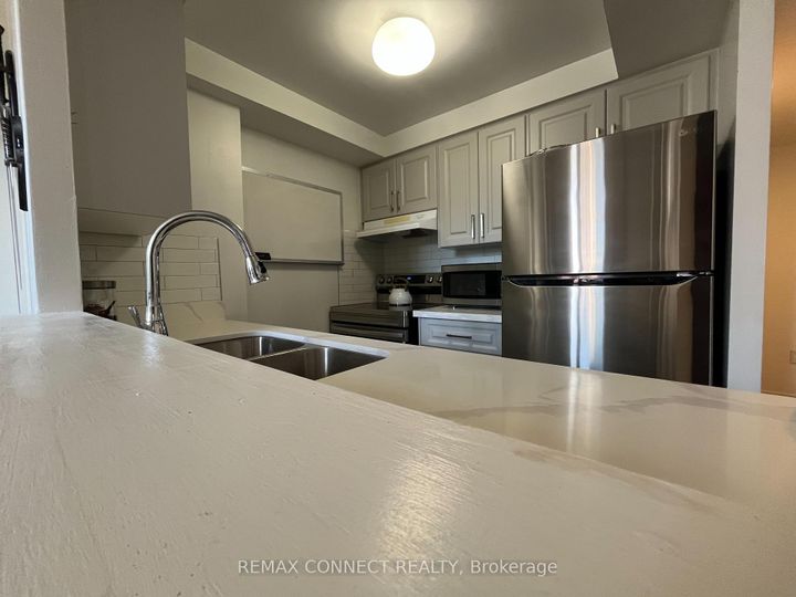 Photo 11 at 601 - 117 Gerrard Street, Yonge Corridor, Toronto