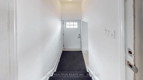 Photo 24 at 68 Marlin Court, London, Newmarket