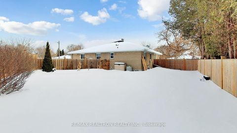 Photo 39 at 68 Marlin Court, London, Newmarket