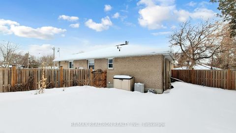 Photo 40 at 68 Marlin Court, London, Newmarket