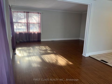 Photo 5 at 66 North Lake Road, Oak Ridges, Richmond Hill