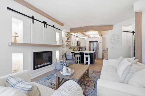 Photo 11 at 110 - 2267 Lake Shore Boulevard W, Mimico, Toronto