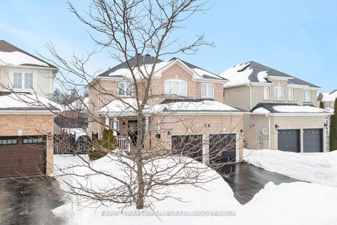 Photo 2 at 36 Connaught Lane, Shore, Barrie