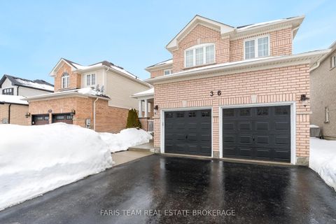 Photo 3 at 36 Connaught Lane, Shore, Barrie