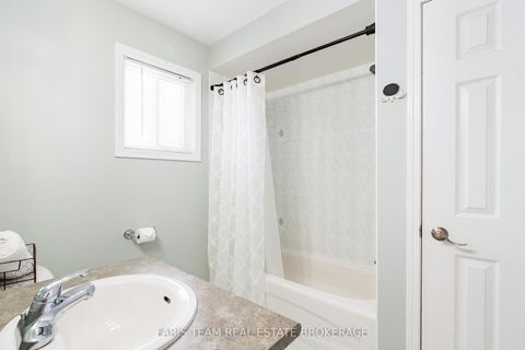 Photo 30 at 36 Connaught Lane, Shore, Barrie