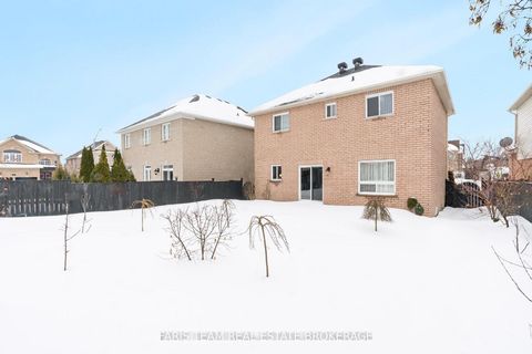 Photo 35 at 36 Connaught Lane, Shore, Barrie
