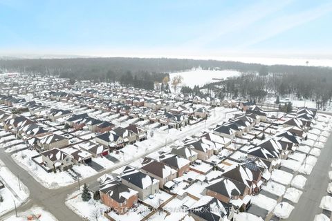 Photo 39 at 36 Connaught Lane, Shore, Barrie