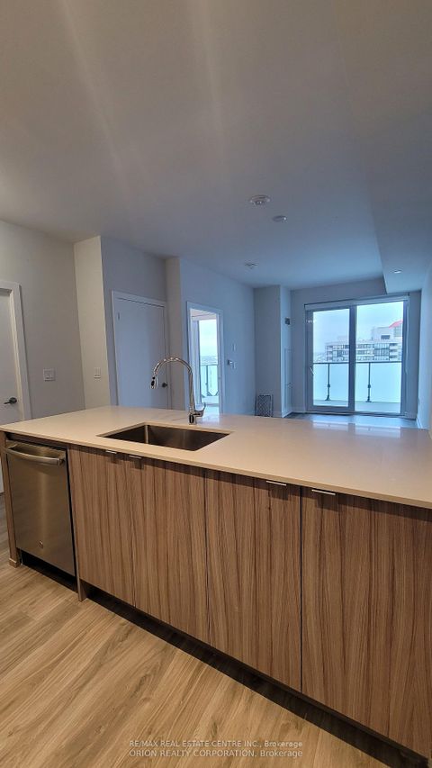 Photo 13 at 1402 - 4130 Parkside Village Drive, City Centre, Mississauga