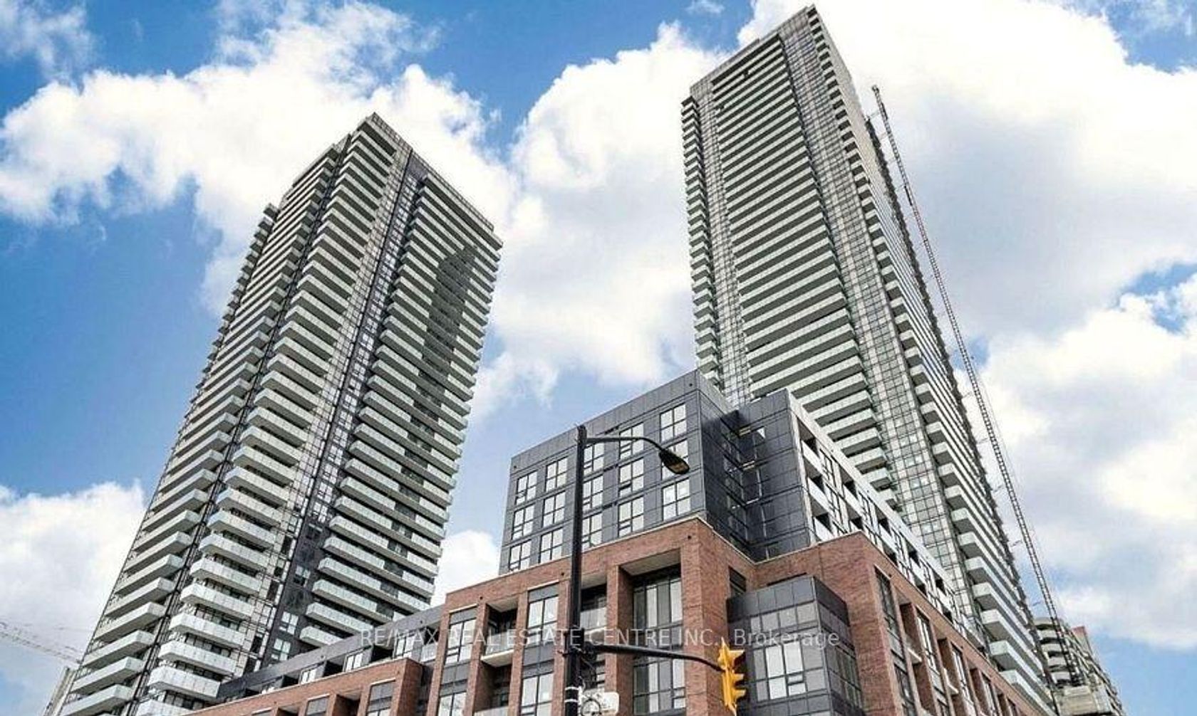 1402 - 4130 Parkside Village Drive, City Centre, Mississauga 