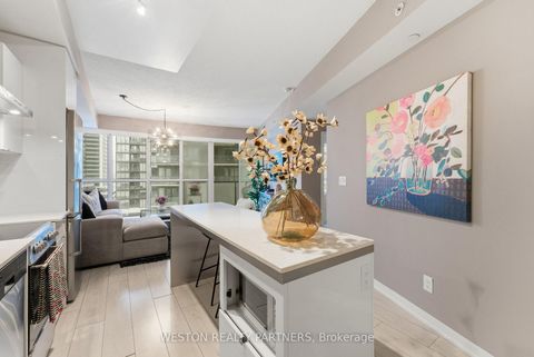 Photo 5 at 906 - 51 East Liberty Street, Niagara, Toronto