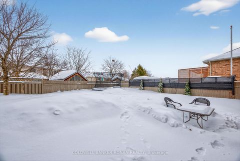 Photo 35 at 13 Bluegrass Drive, Holly, Barrie