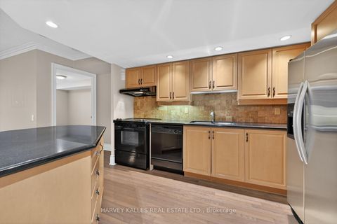 Photo 4 at 1203 - 123 Eglinton Avenue E, Mount Pleasant West, Toronto