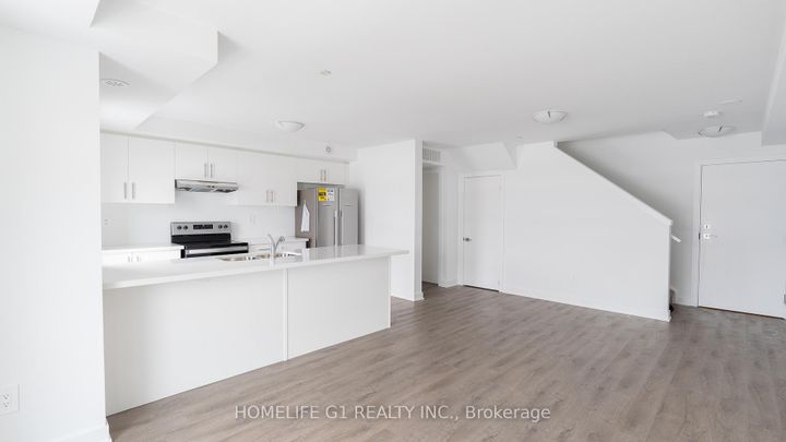 Photo 6 at 16 - 25 Romilly Avenue, Northwest Brampton, Brampton