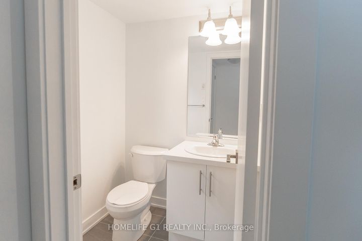 Photo 9 at 16 - 25 Romilly Avenue, Northwest Brampton, Brampton