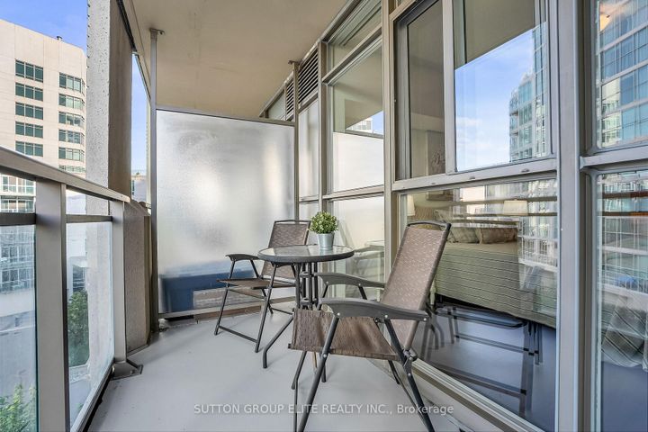 Photo 17 at 401 - 3 Marine Parade Drive, Mimico, Toronto