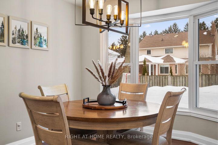 Photo 13 at 41 Amberly Boulevard, Ancaster, Hamilton