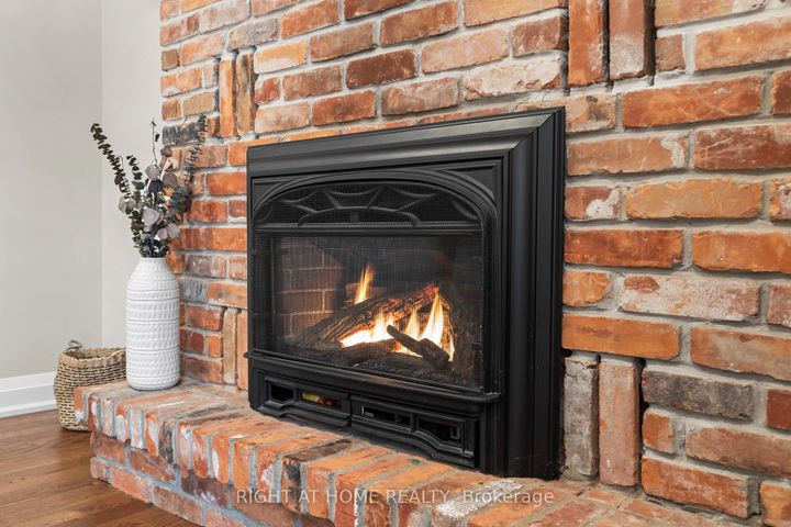 Photo 17 at 41 Amberly Boulevard, Ancaster, Hamilton