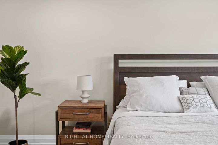 Photo 35 at 41 Amberly Boulevard, Ancaster, Hamilton