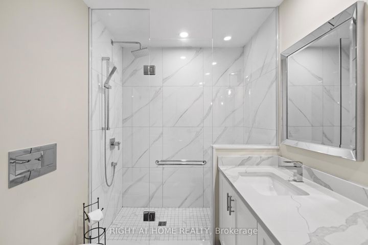 Photo 40 at 41 Amberly Boulevard, Ancaster, Hamilton