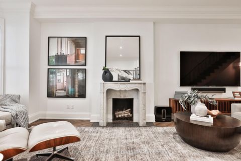 Photo 5 at 69 Sullivan Street, Chinatown, Toronto