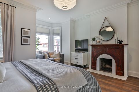 Photo 29 at 69 Sullivan Street, Chinatown, Toronto