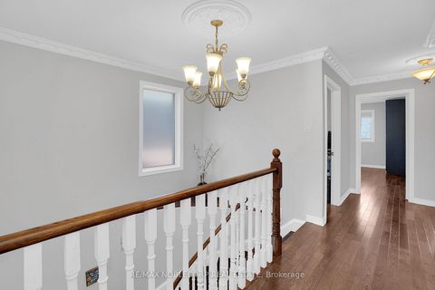 Photo 14 at 92 Water Garden Lane, Sonoma Heights, Vaughan