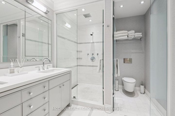 Photo 23 at 45 Lascelles Boulevard, Eglinton, Toronto