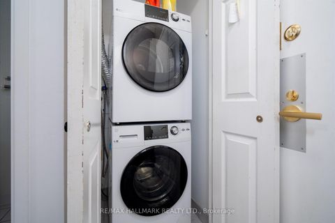 Photo 19 at 613 - 24 Wellesley Street W, Bay Street Corridor, Toronto