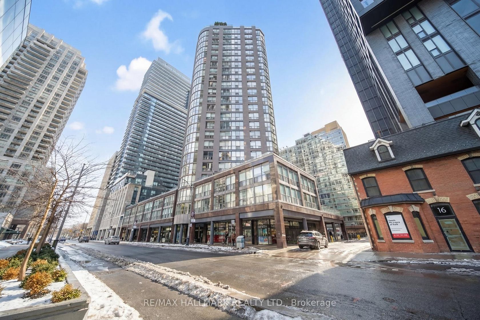 613 - 24 Wellesley Street W, Bay Street Corridor, Toronto 