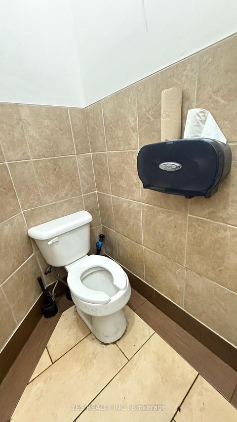 Photo 12 at 3260 Lake Shore Boulevard, Long Branch, Toronto