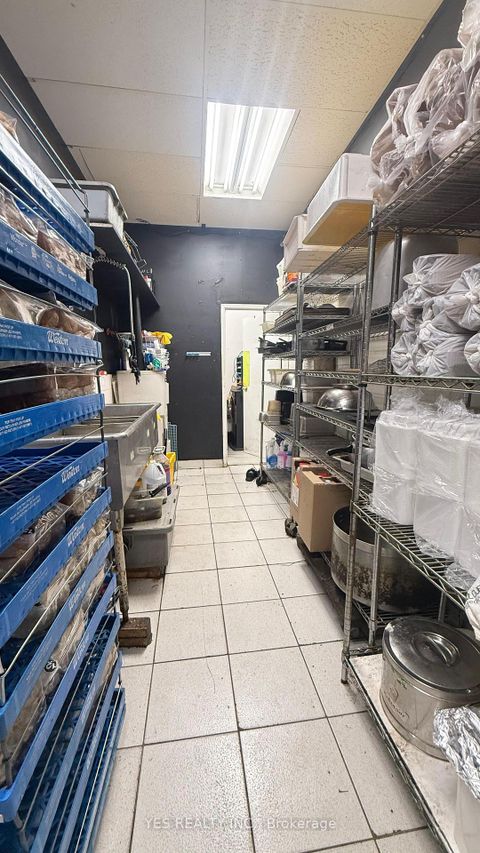 Photo 13 at 3260 Lake Shore Boulevard, Long Branch, Toronto