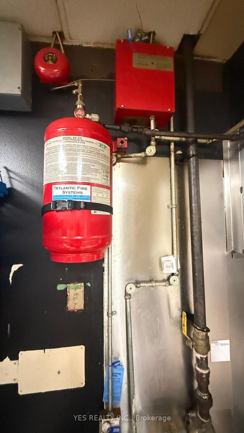 Photo 14 at 3260 Lake Shore Boulevard, Long Branch, Toronto