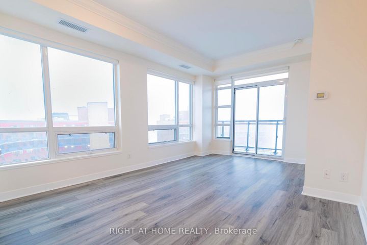 Photo 10 at 1402 - 840 Queens Plate Drive, Clairville, Toronto