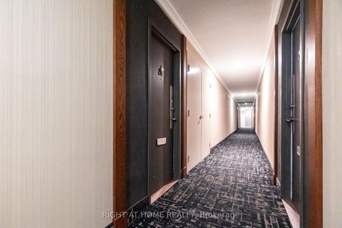 Photo 4 at 802 - 551 The West Mall, Etobicoke West Mall, Toronto