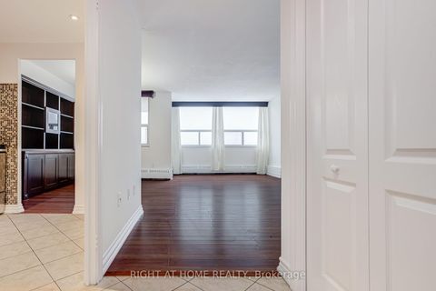 Photo 7 at 802 - 551 The West Mall, Etobicoke West Mall, Toronto