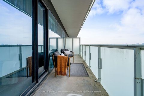 Photo 15 at 2004 - 11 Charlotte Street, Waterfront Communities C1, Toronto