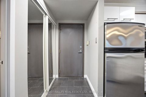 Photo 13 at 1805 - 10 Yonge Street, Waterfront Communities C1, Toronto