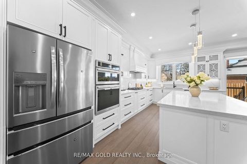 Photo 13 at 99 Twenty Seventh Street, Long Branch, Toronto