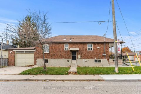 Photo 29 at 1013 Briar Hill Avenue, Belgravia, Toronto
