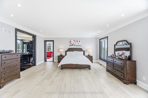 Photo 23 at 56 Orico Court, Kleinburg, Vaughan