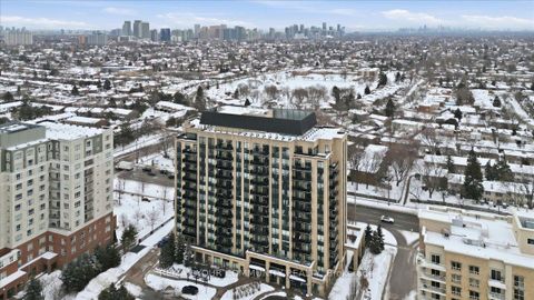 Photo 1 at 1009 - 520 Steeles Avenue W, Yorkhill, Vaughan