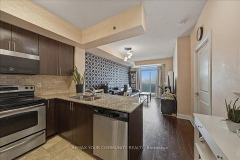 Photo 11 at 1009 - 520 Steeles Avenue W, Yorkhill, Vaughan