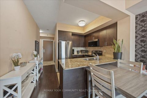 Photo 14 at 1009 - 520 Steeles Avenue W, Yorkhill, Vaughan