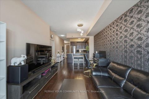 Photo 17 at 1009 - 520 Steeles Avenue W, Yorkhill, Vaughan