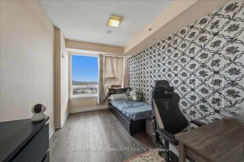 Photo 23 at 1009 - 520 Steeles Avenue W, Yorkhill, Vaughan