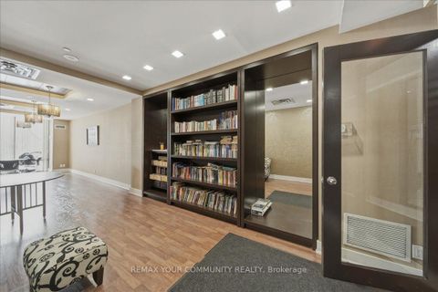 Photo 30 at 1009 - 520 Steeles Avenue W, Yorkhill, Vaughan