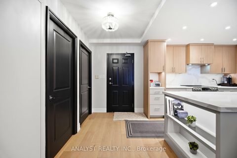 Photo 7 at 216 - 121 Woodbridge Avenue, West Woodbridge, Vaughan