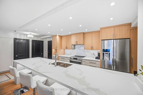 Photo 14 at 216 - 121 Woodbridge Avenue, West Woodbridge, Vaughan