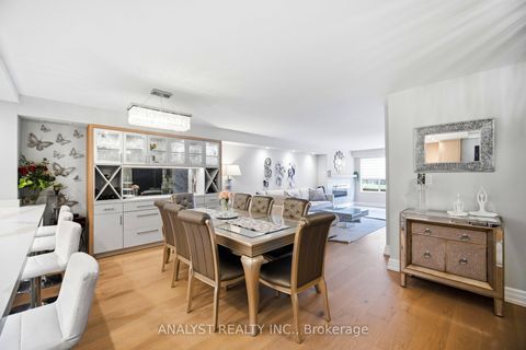 Photo 17 at 216 - 121 Woodbridge Avenue, West Woodbridge, Vaughan